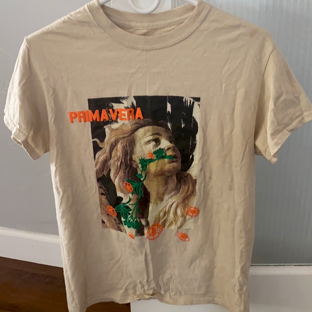 Selling a primavera shirt!!